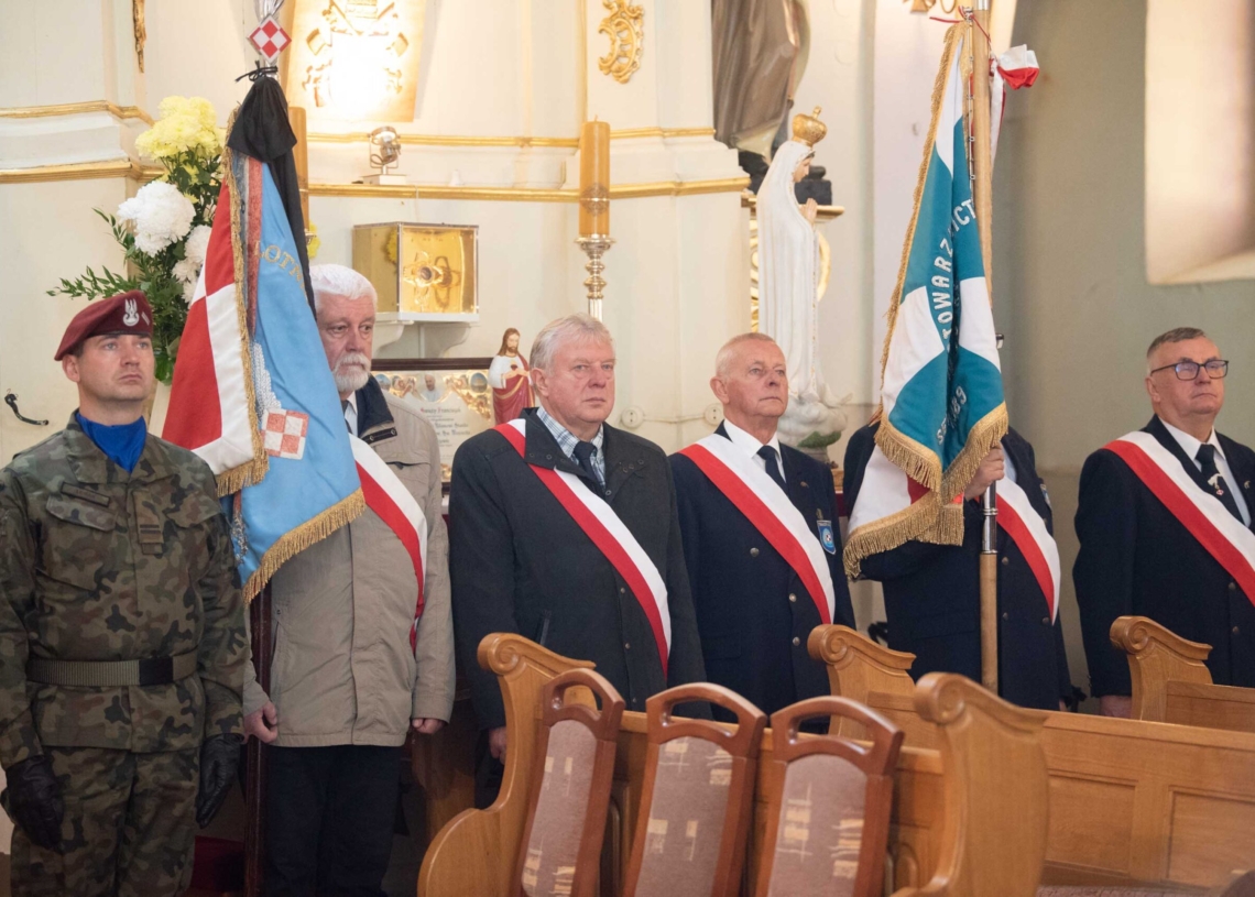 John Benett spoczął na cmentarzu w Krzepczowie