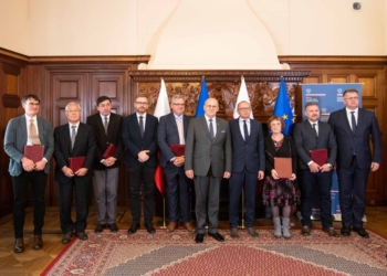 Wręczono nagrody w konkursie historycznym ministra spraw zagranicznych na najlepsze publikacje