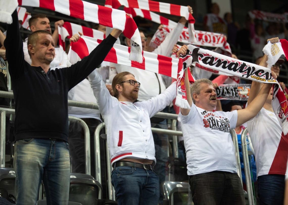 Doping kibiców w meczu ŁKS Commercecon Łódź - IŁ Capital Legionovia Legionowo