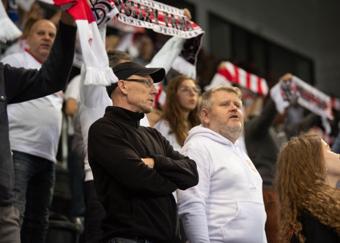 Doping kibiców w meczu ŁKS Commercecon Łódź - IŁ Capital Legionovia Legionowo