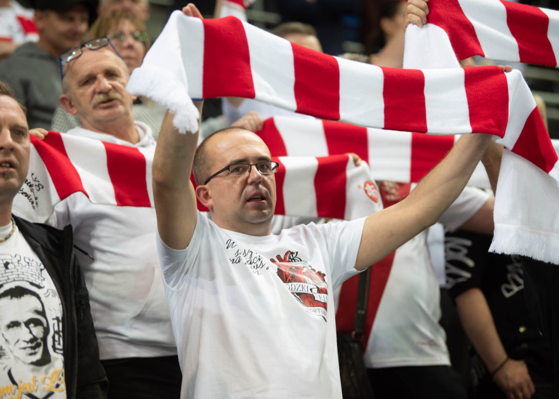 Doping kibiców w meczu ŁKS Commercecon Łódź - IŁ Capital Legionovia Legionowo