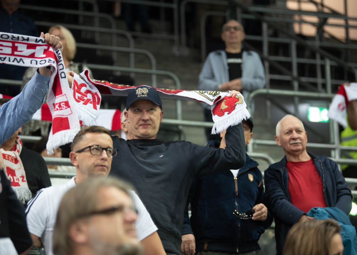 Doping kibiców w meczu ŁKS Commercecon Łódź - IŁ Capital Legionovia Legionowo