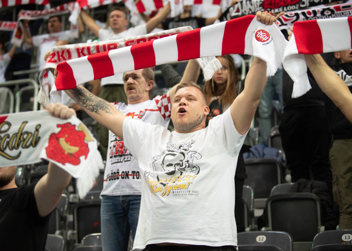 Doping kibiców w meczu ŁKS Commercecon Łódź - IŁ Capital Legionovia Legionowo