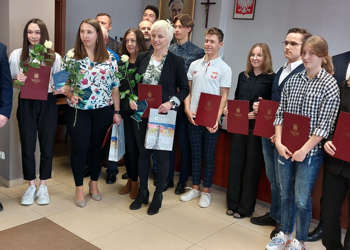 Młodzi sportowcy z Sieradza przez rok będą otrzymywać stypendia