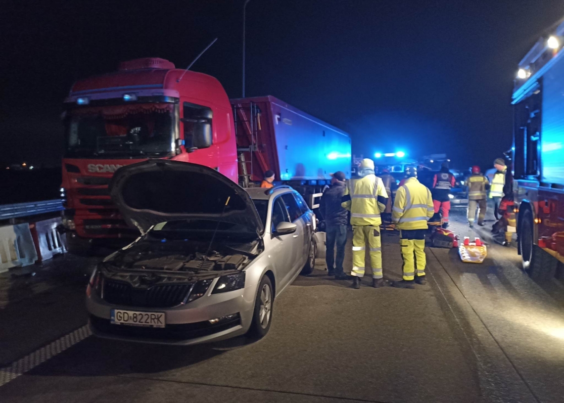 Wypadek na A1 między węzłami Piotrków Południe a Kamieńsk