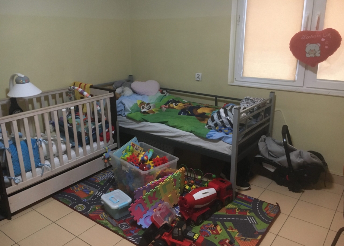 Samotna matka z Łodzi potrzebuje wsparcia dla siebie i dzieci