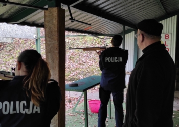 Walka o Puchar Wojewody w Turnieju Służb Mundurowych w Strzelaniu