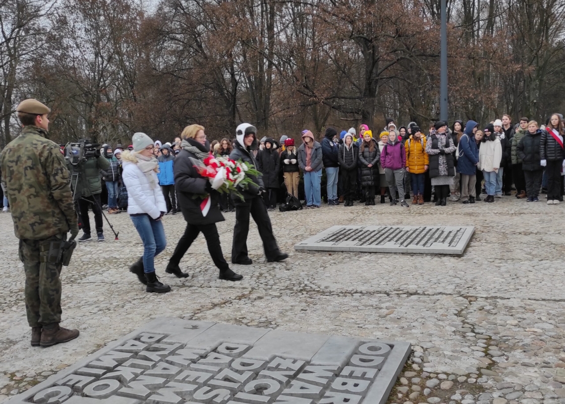 80. rocznica utworzenia niemieckiego obozu pracy dla polskich dzieci przy Przemysłowej w Łodzi