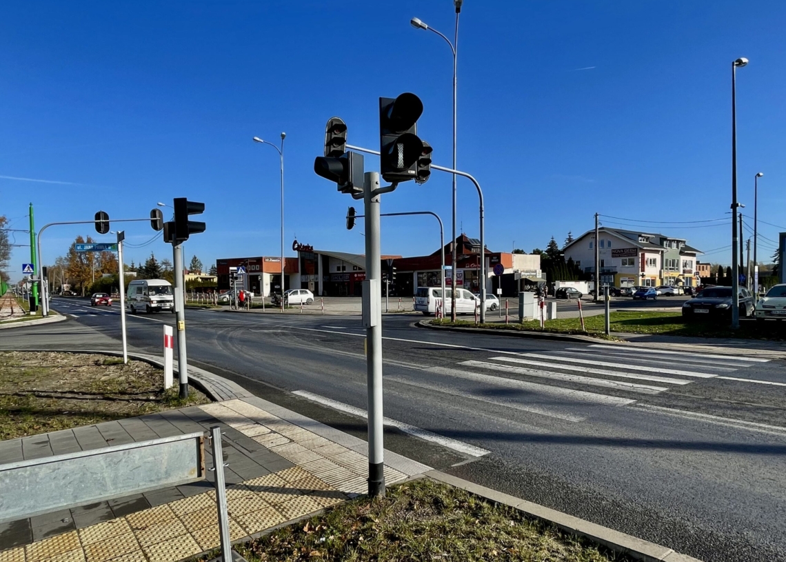 Tramwaj w Ksawerowie. Na razie to tylko przejazd techniczny