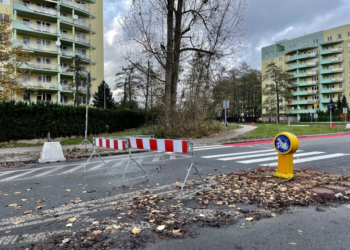 Remont Kaczeńcowej nadal trwa. Prace miały się zakończyć 10 dni temu