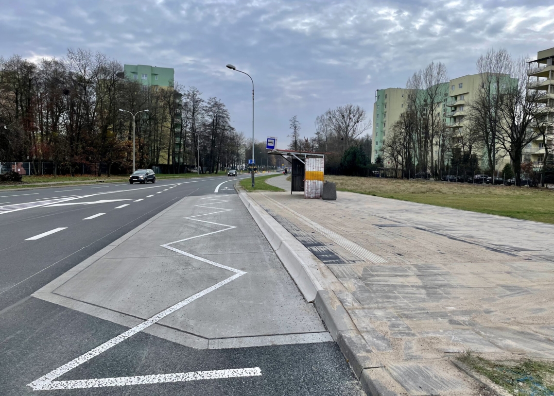 Kaczeńcowa po remoncie. Kierowcy wracają też na południowy wiadukt Dąbrowskiego