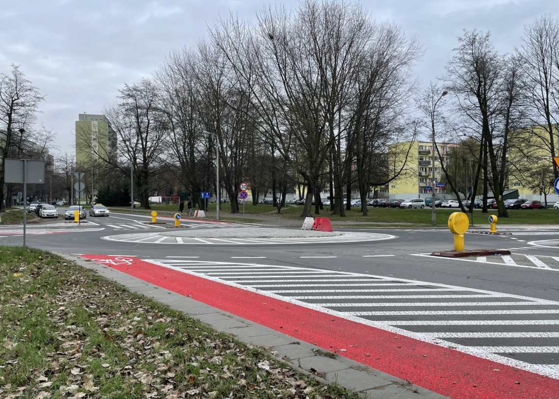 Kaczeńcowa po remoncie. Kierowcy wracają też na południowy wiadukt Dąbrowskiego