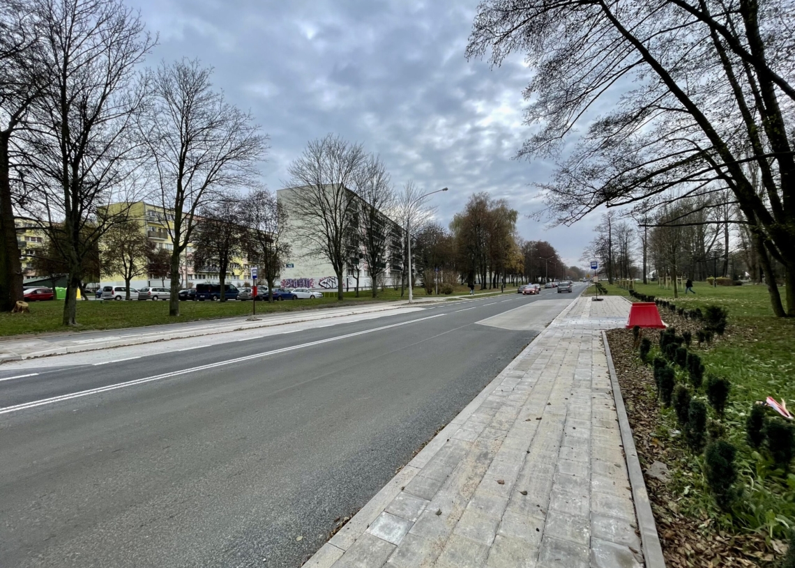 Kaczeńcowa po remoncie. Kierowcy wracają też na południowy wiadukt Dąbrowskiego
