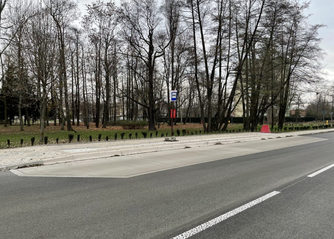 Kaczeńcowa po remoncie. Kierowcy wracają też na południowy wiadukt Dąbrowskiego