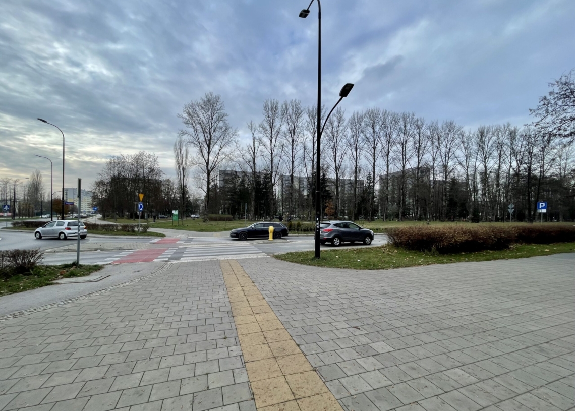 Kaczeńcowa po remoncie. Kierowcy wracają też na południowy wiadukt Dąbrowskiego