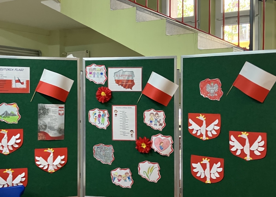 11 listopada. Dzieci z łódzkich szkół zrobiły kotyliony