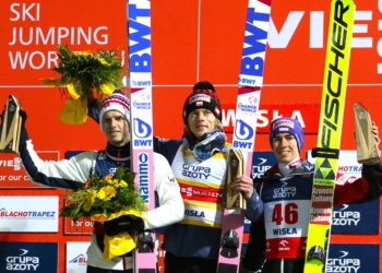 Podium zawodów Pucharu Świata w Wiśle, 5 listopada 2022 r. Halvor Egner Granerud, Dawid Kubacki, Stefan Kraft