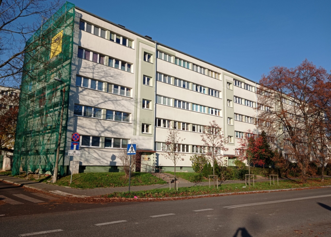 Mural Włodzimierza Smolarka na ukończeniu
