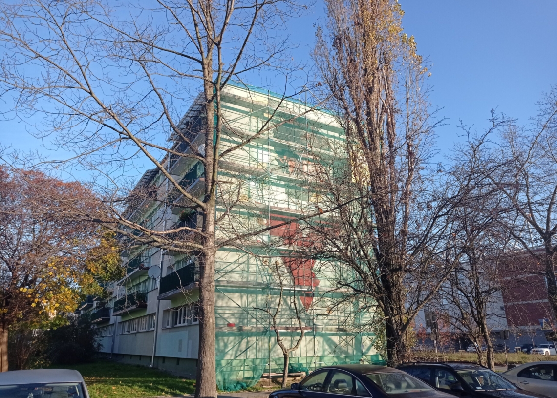 Mural Włodzimierza Smolarka na ukończeniu