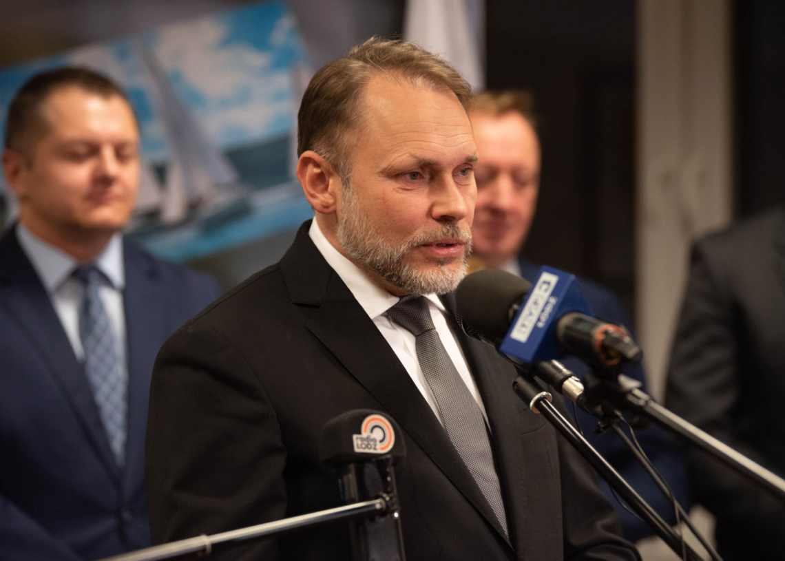 Nowy ambulans dla tomaszowskiego szpitala