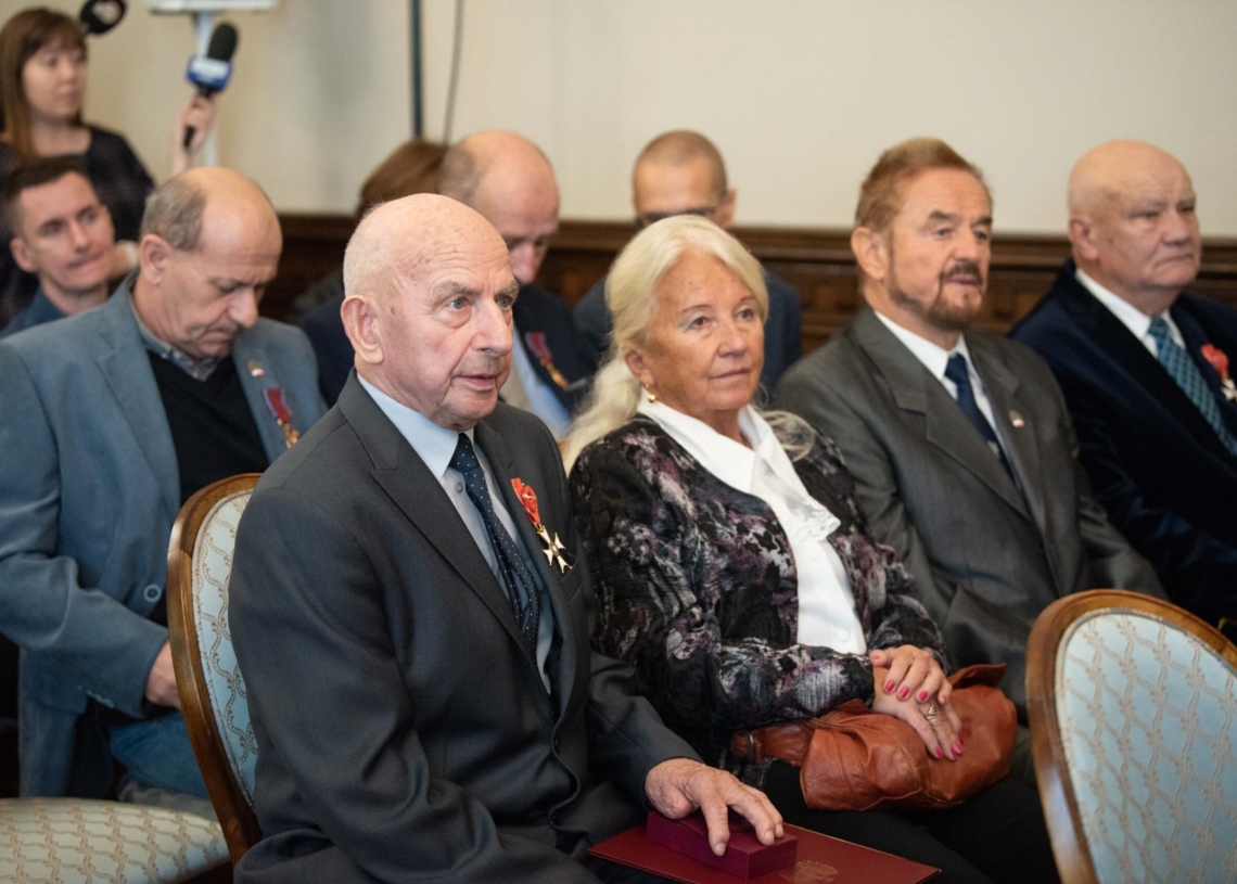 -Odznaczenia państwowe dla zasłużonych mieszkańców województwa