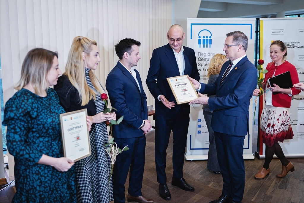 Forum Podmiotów Ekonomii Społecznej w Łodzi. Przyznano 3 certyfikaty 1 Forum Podmiotów Ekonomii Społecznej