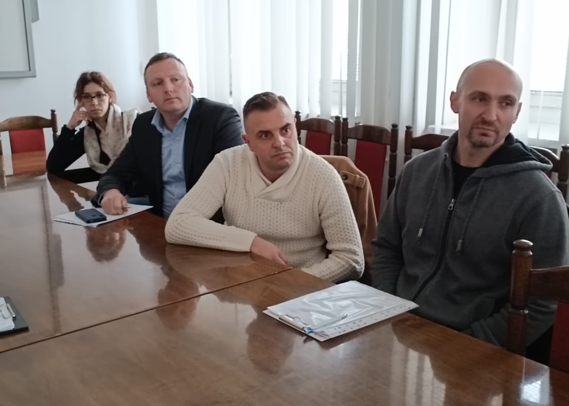 Spotkanie piotrkowian z prezydentem miasta w sprawie masztu telefonii