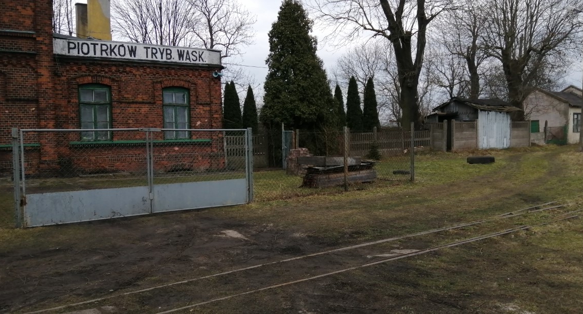 Pozostałości po kolei wąskotorowej w Piotrkowie