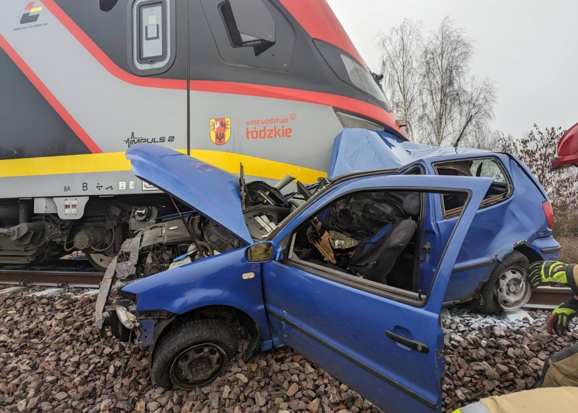 Śmiertelny wypadek na przejeździe kolejowym w Ozorkowie