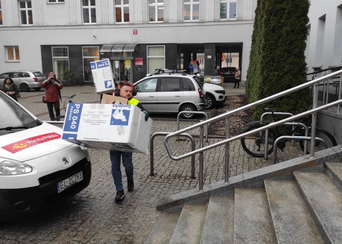 Modernizacja Aleksandrowskiej ponoć zakończy się przed Świętami Bożego Narodzenia. Kierowcy mają już dość utrudnień i protestują