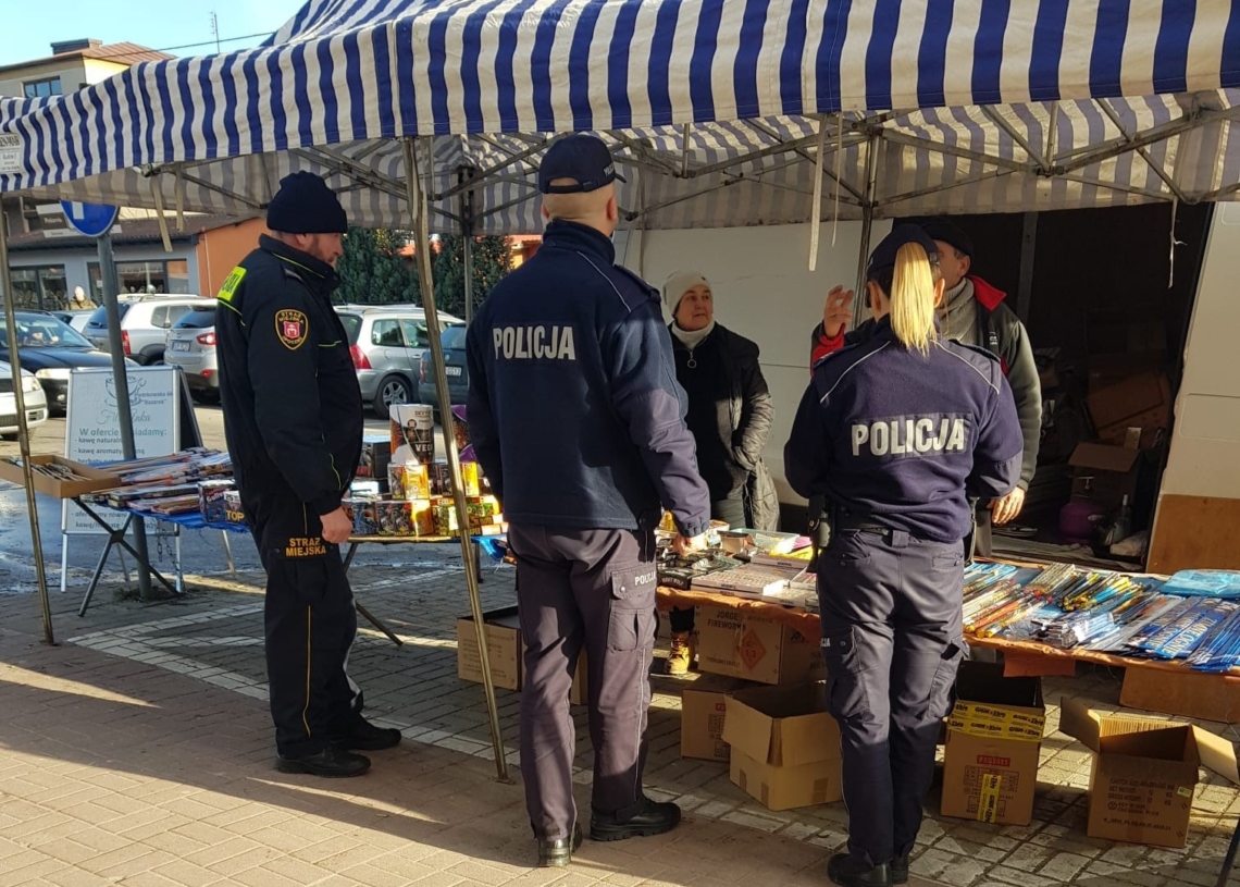 stoisk z fajerwerkami