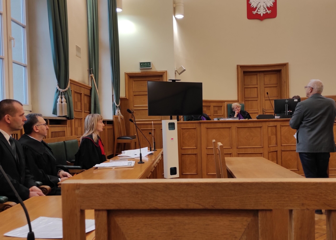 Adrian R., oskarżony o morderstwo 20-latki i uprowadzenie jej 8-miesięcznej córki, nie przyznaje się do winy
