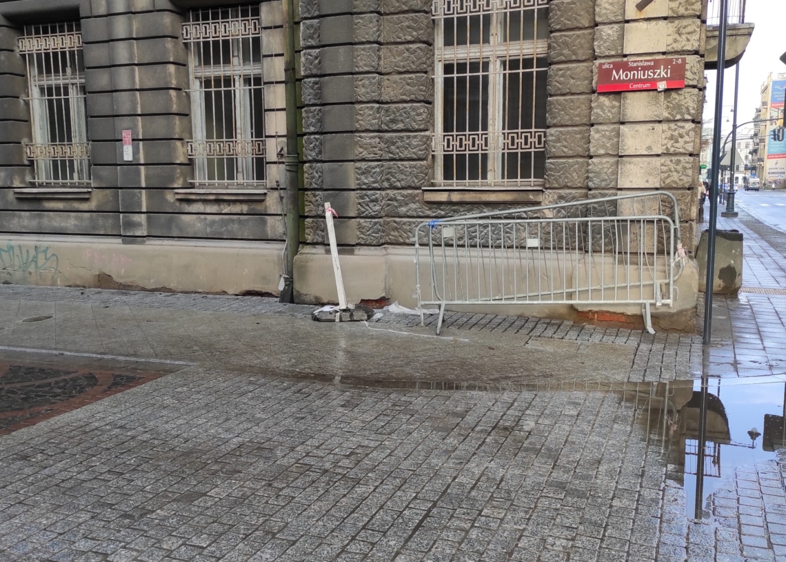 Na remontowanej Moniuszki wielki parking
