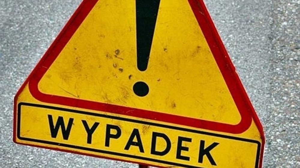 Wypadek autobusu linii 55 na Obywatelskiej przy alei Jana Pawła II 1 Wypadek na DK74