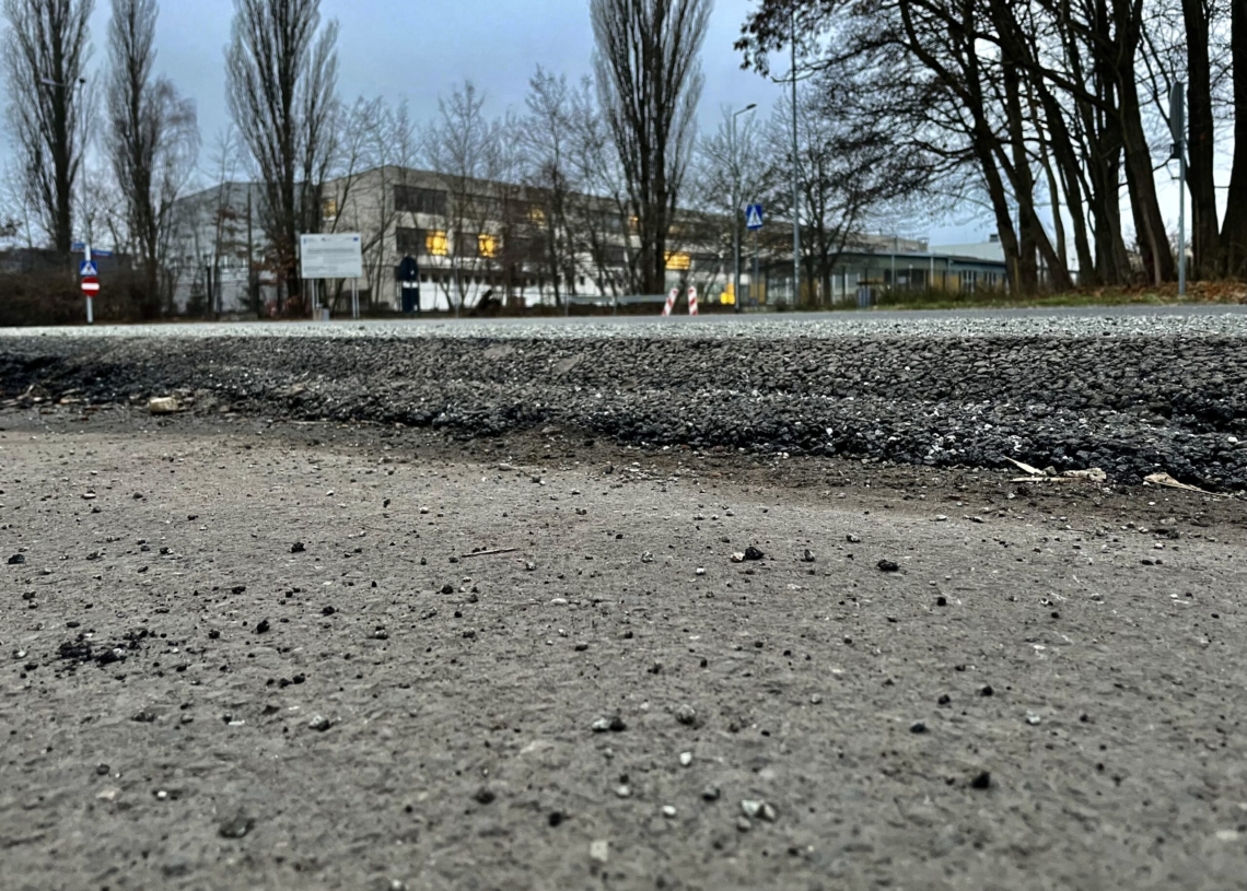 Koniec utrudnień na Włókniarzy, a na Aleksandrowskiej kolejny remont [ZDJĘCIA + WIDEO]