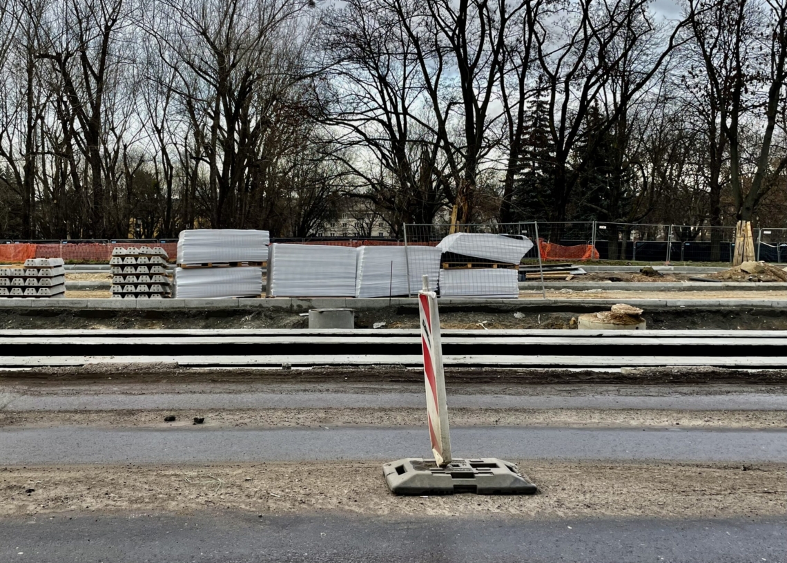 Modernizacja Północnej. Postępuje budowa torowiska. Prace mają się zakończyć w 3 kwartale 2023 r. [ZDJĘCIA + WIDEO]