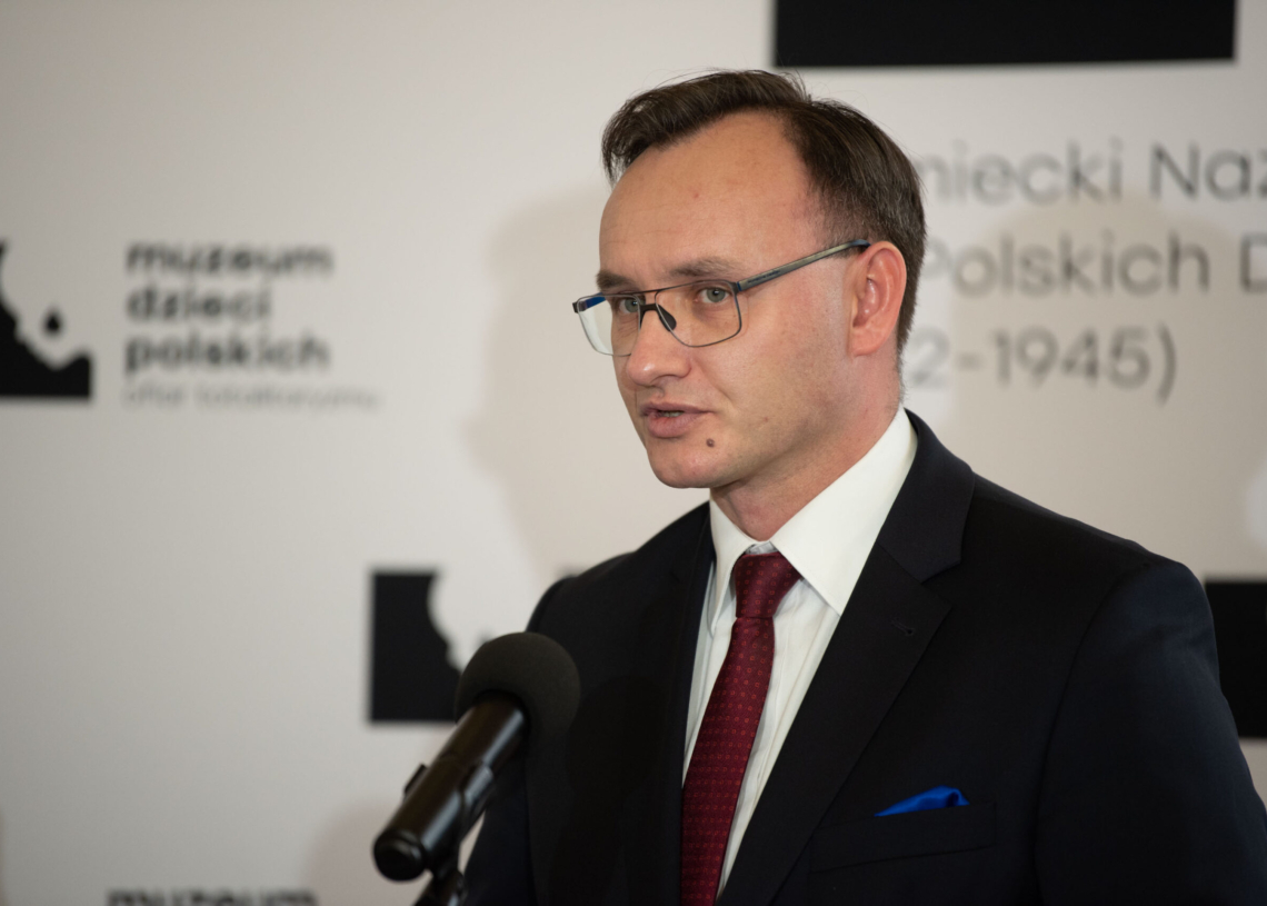 Mamo, czemu nie przyjeżdżasz? Listy dzieci z obozu na Przemysłowej w Łodzi na łódzkiej wystawie