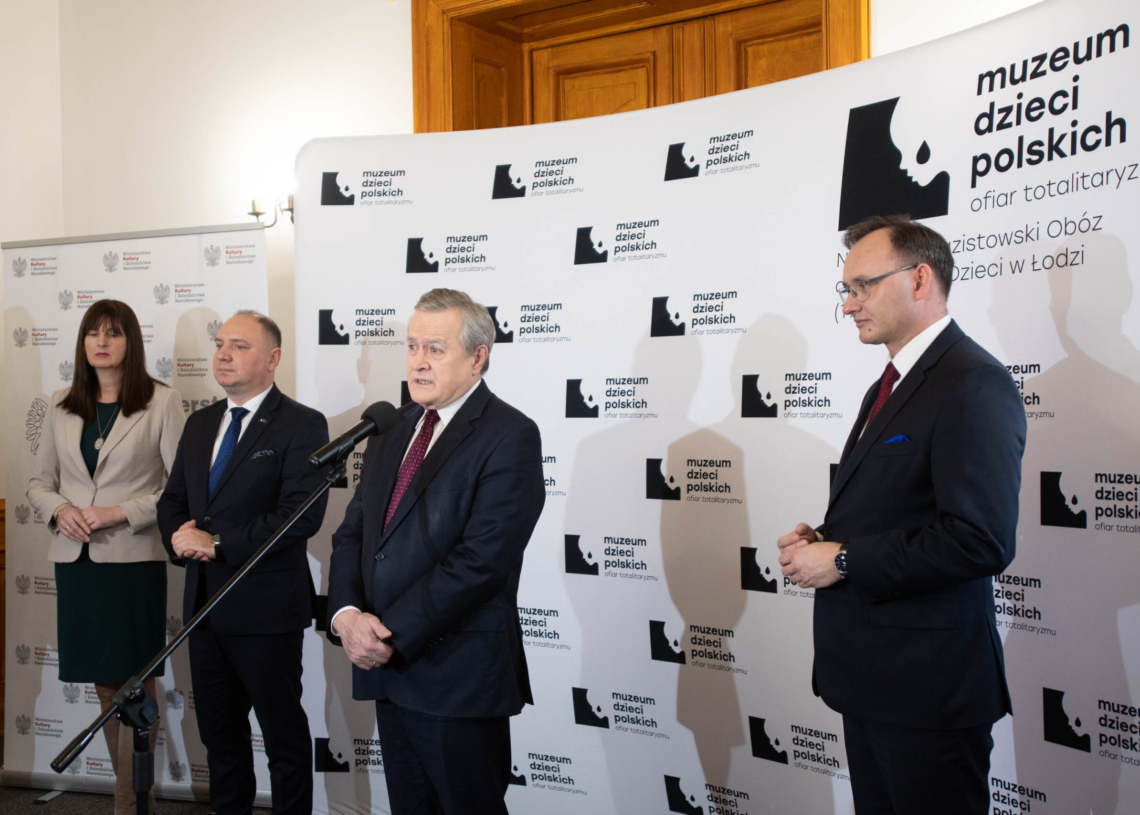 Mamo, czemu nie przyjeżdżasz? Listy dzieci z obozu na Przemysłowej w Łodzi na łódzkiej wystawie