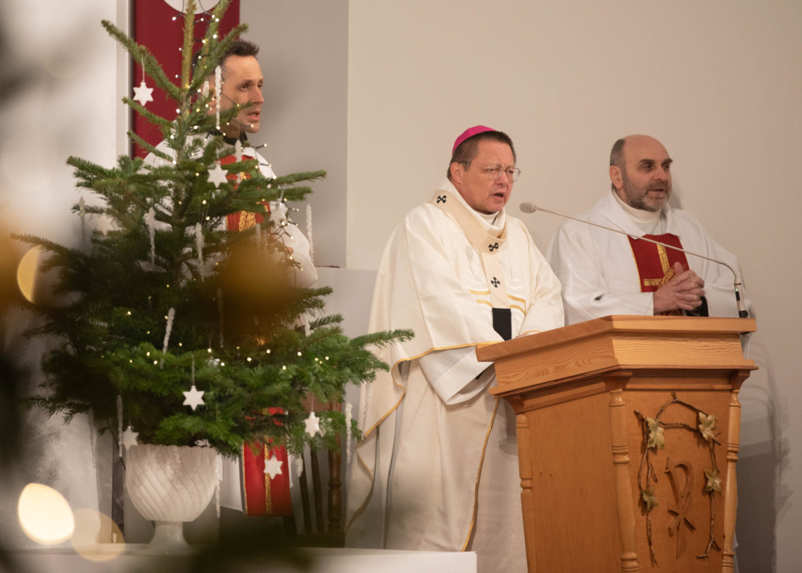 Pasterka w Łodzi pod przewodnictwem abp. Grzegorza Rysia