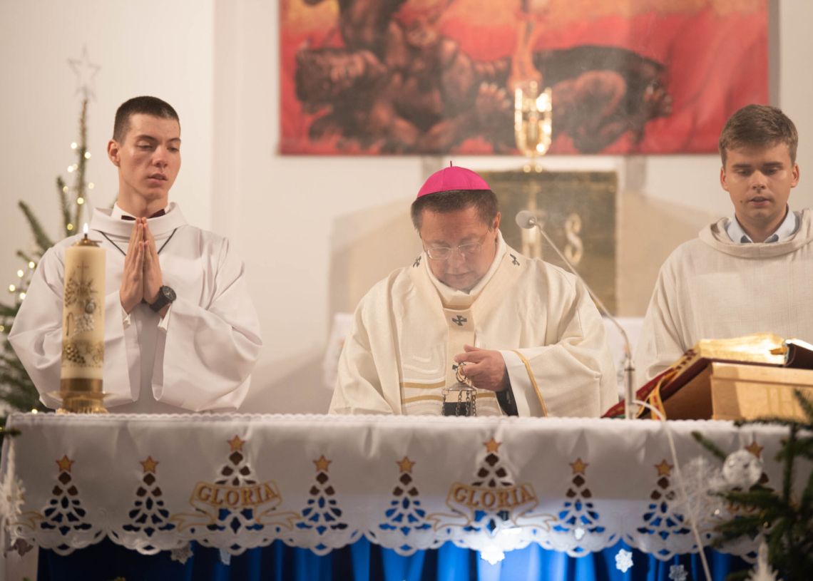 Pasterka w Łodzi pod przewodnictwem abp. Grzegorza Rysia