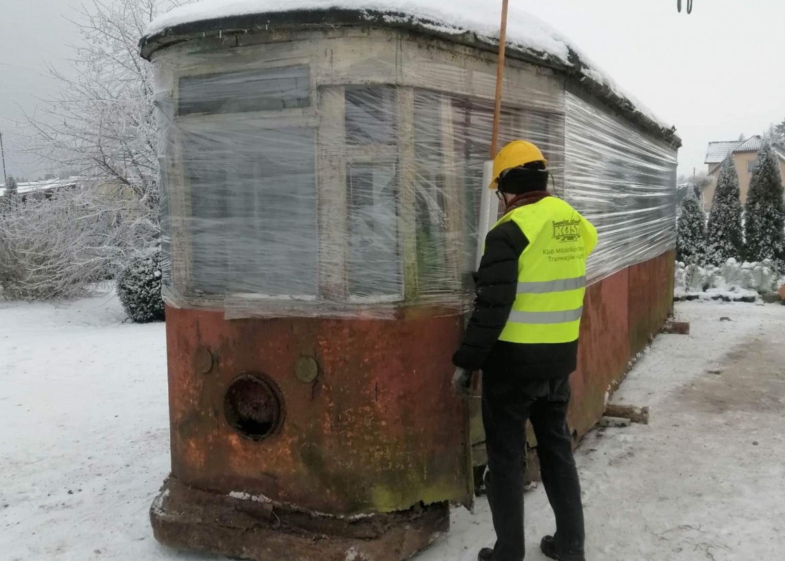 Klub Miłośników Starych Tramwajów wzbogaca historyczny tabor Zajezdni Muzealnej Brus. Tym razem o 2 wagony Lilpop I