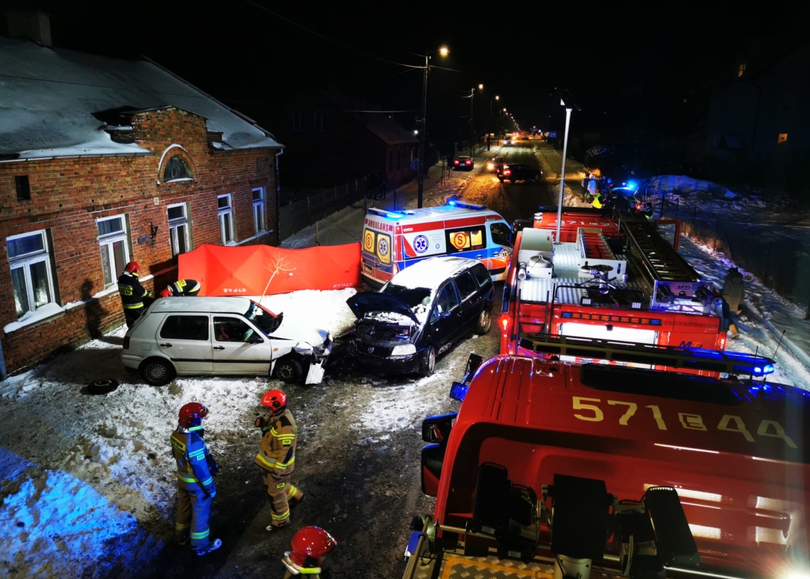 Śmiertelny wypadek w Zduńskiej Woli. Zginął 57-letni kierowca 1 Śmiertelny wypadek w Zduńskiej Woli