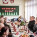 Wigilia dla osób samotnych w Sieradzu. Tradycja kultywowana od 35 lat 6 Wigilia dla osób samotnych w Sieradzu