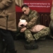 286. dzień rosyjskiej inwazji na Ukrainę. Mieszkańcy Kijowa szukają schronienia w metrze