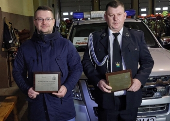 Nie każdy bohater nosi pelerynę. Nagrody dla mężczyzn, którzy ewakuowali mieszkańców w czasie pożaru