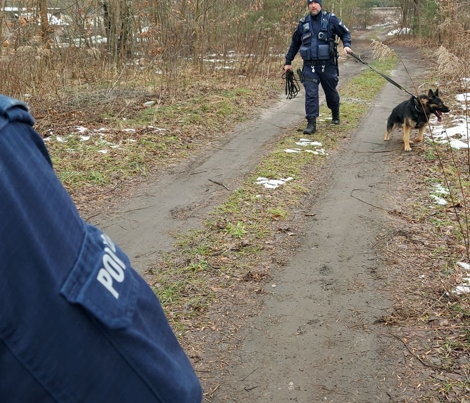 Ugodził nożem podczas libacji. Policja zatrzymała 53-letniego mężczyznę