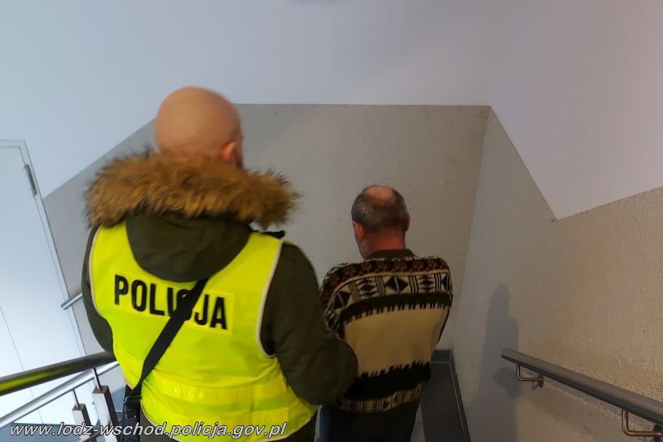 Ugodził nożem podczas libacji. Policja zatrzymała 53-letniego mężczyznę
