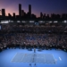 Polskie awanse w Australian Open. Iga Świątek spacerkiem, Hubert Hurkacz po kolejnym horrorze 6 Polacy świetnie prezentują się podczas turnieju Australian Open, rozgrywanego w Melbourne Park