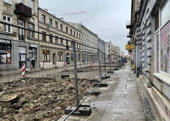 Od poniedziałku autobusy linii 73 omijają modernizowaną Legionów 8 autobusy linii 73