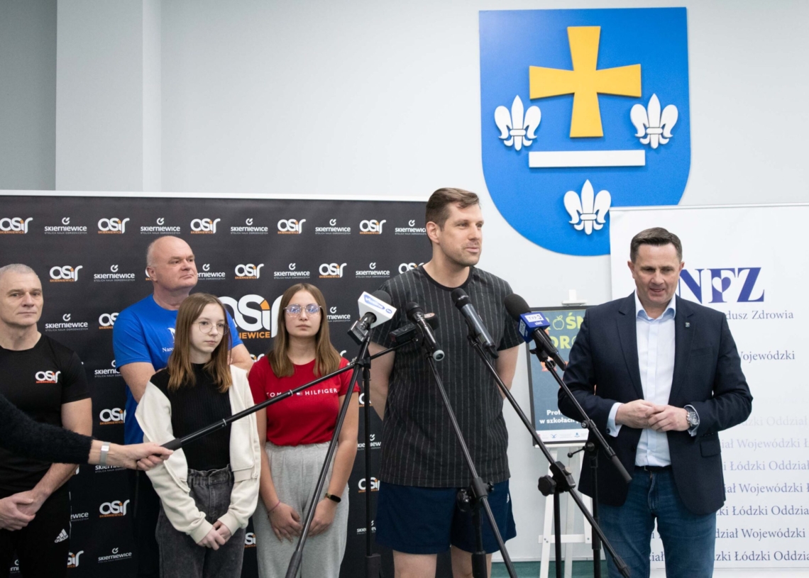 Rośnij zdrowo w Skierniewicach. Lekcja WF z wojewodą łódzkim